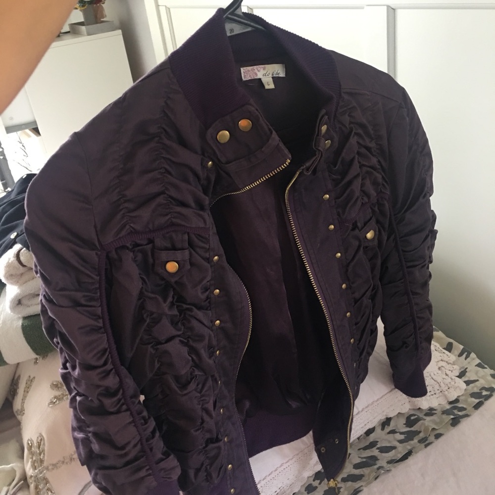 Jacket - Picture 2 of 3